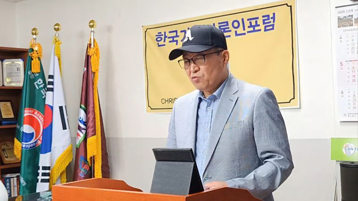 부총무 이성훈 목사.jpg