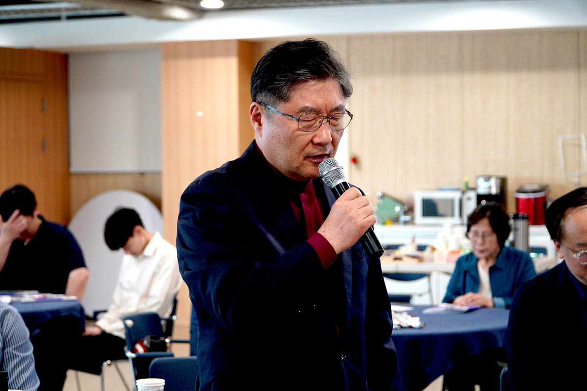 폐회기도(장봉생 목사).JPG