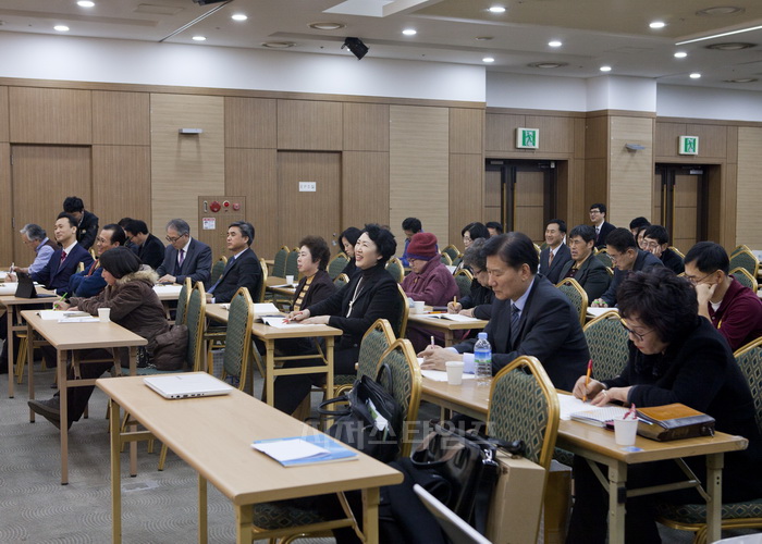 2014 한국교회 리더십 포럼3.jpg