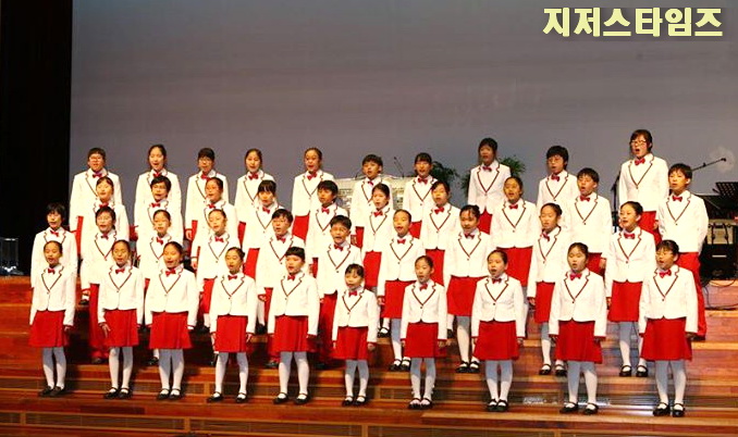 송원교회 어린이합창단 총회에서01.jpg