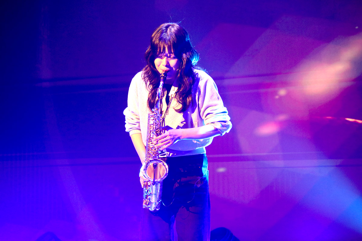 추지영 색소폰 연주자.JPG
