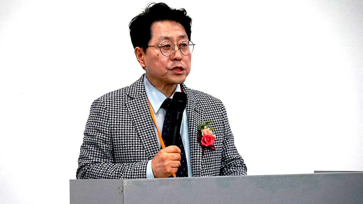 준비위원장 김태욱 목사1.JPG