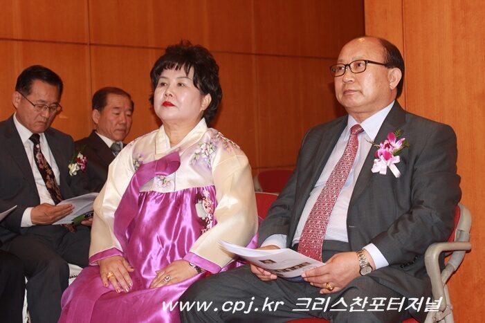정학체 목사 취임식 009-007.jpg