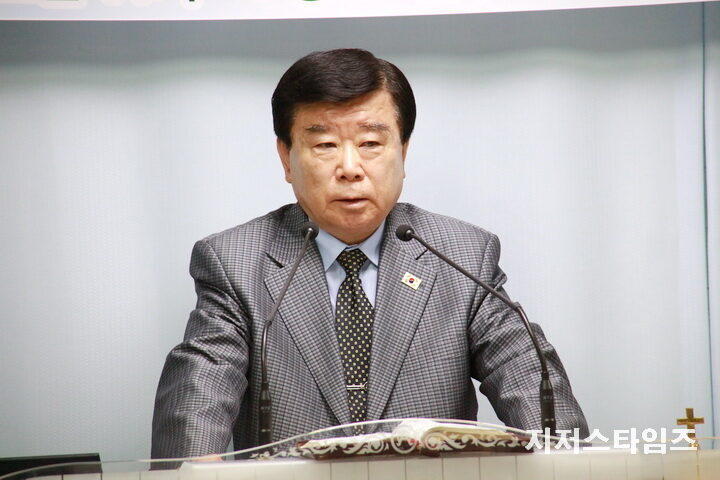 격려사 이의근 감독.JPG