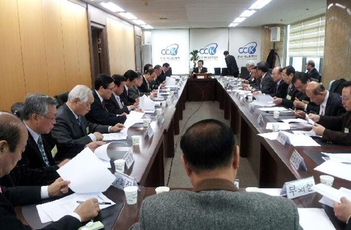 한기총 첫 임원회모임.jpg