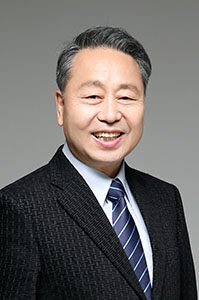 웨신총회장 김헌수 목사.jpg