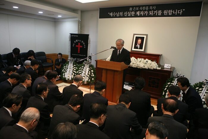 대표기도를 전하는 손봉호 장로-01.JPG