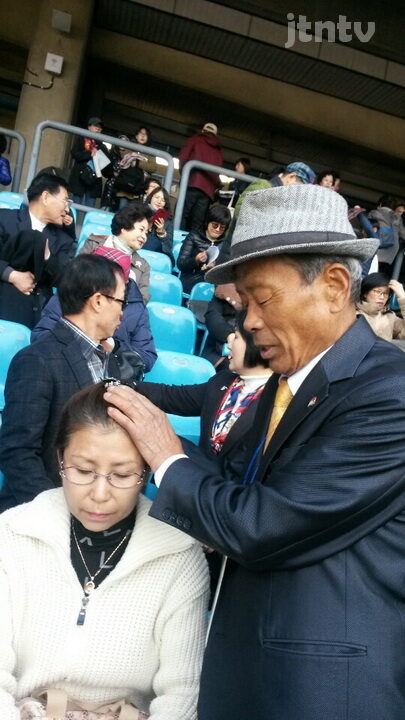 jtn002 연합기도회2.jpg