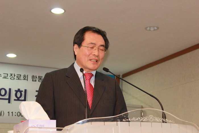 대표회장 조갑문 목사.jpg