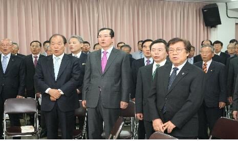 yoon-2.jpg