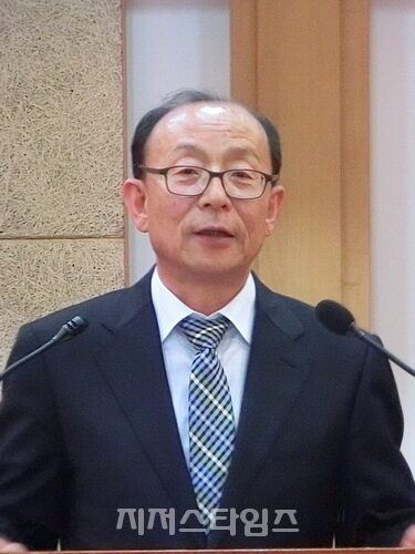 시사봉 대표01.jpg