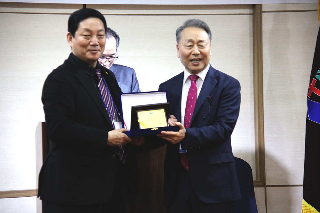 연임패 전달 복수16.jpg