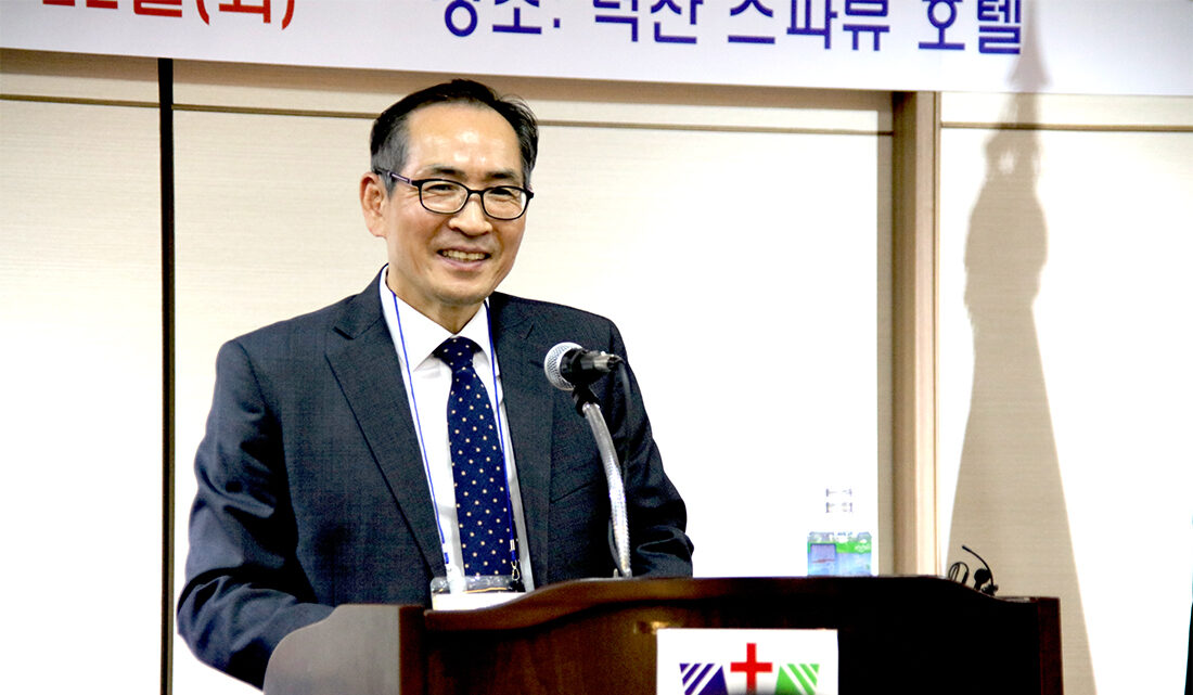웨신총무 김복래 목사3 복사04.jpg