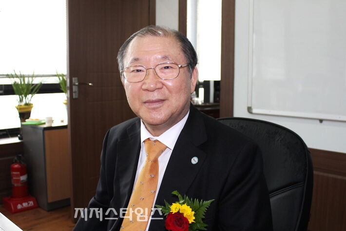jtntv-005.jpg