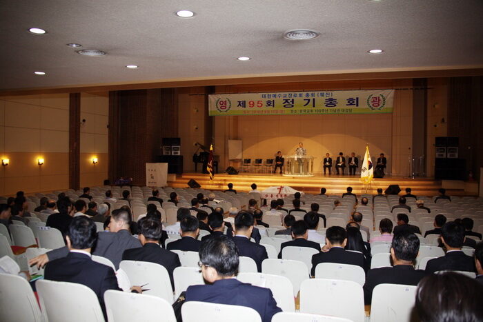 IMG_2110-002.jpg