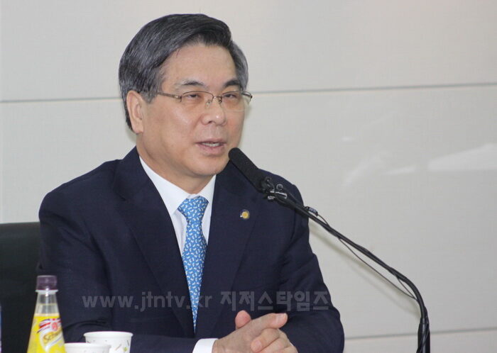 한기총 대표회장 이영훈 목사1-01.jpg