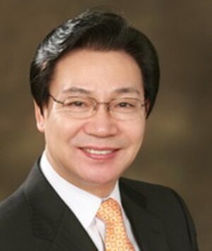 소진우 목사(예복교회).jpg
