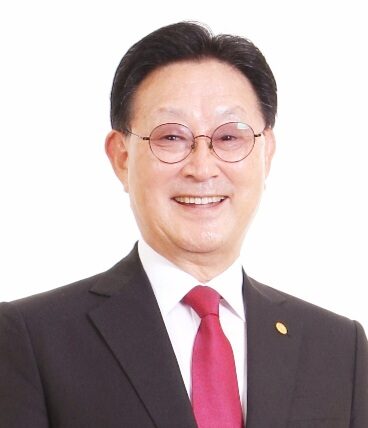 세기총 대표회장 신화석 목사 원본.jpg