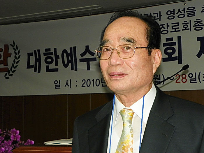 선목총 김국경 총회장.jpg