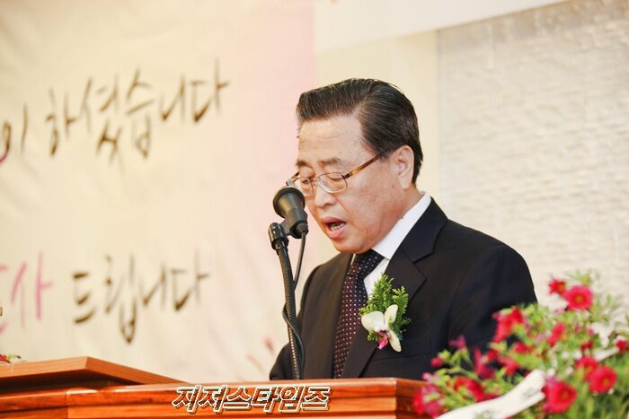 기도 신오식 장로1.JPG