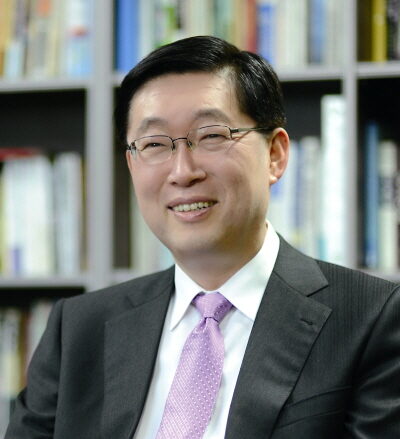 두레교회 이문장 목사.jpg