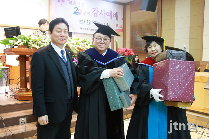 20주년 푸른솔교회 131-08.jpg