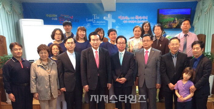 우슬초 목사202.jpg