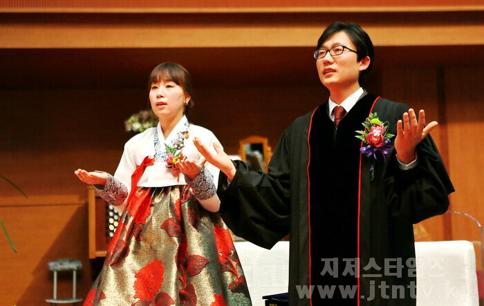 홍성익 목사04.jpg