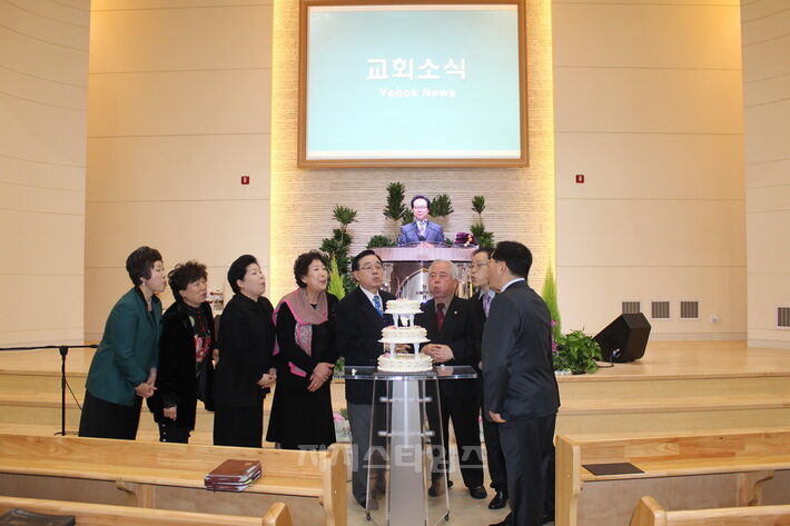 예복 21주년05.jpg