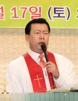 조강수 담임목사1.jpg