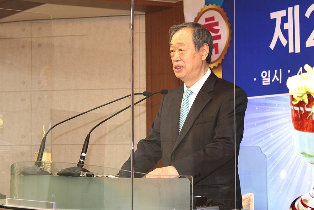 설교 대한노회장 장한국 목사.jpg
