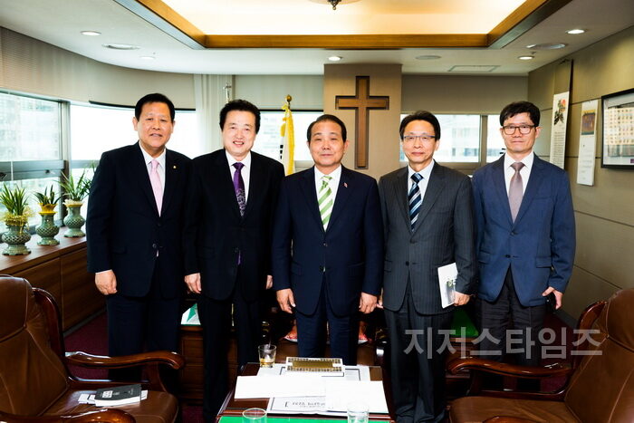 한장총0303.jpg