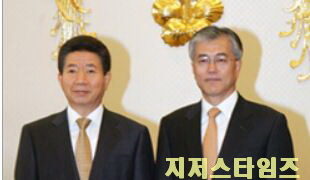 노무현 문재인000.jpg