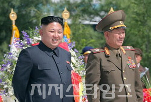 김정은~1.JPG