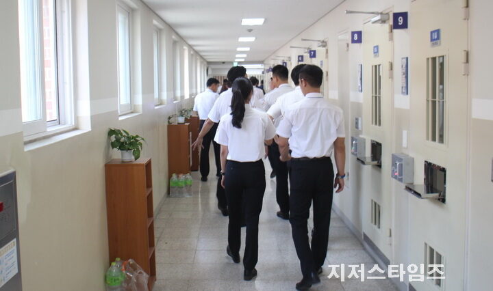 02 IMG_4308.JPG