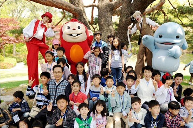 어린이날 대통령 내외.jpg