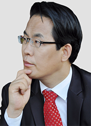 칼럼니스트 이효상 원장.png