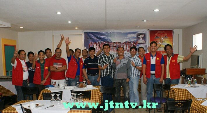 DSC02085 Conqueros All mbr 복사2.jpg