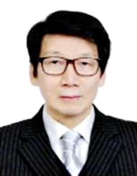 손용재 목사.jpg