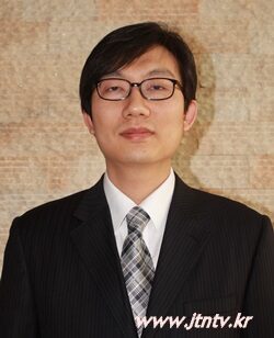 홍성익 담임목사5-05.jpg