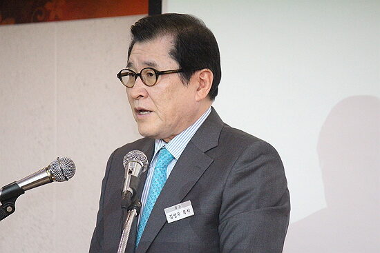 07 총신대(김영우 총장).jpg