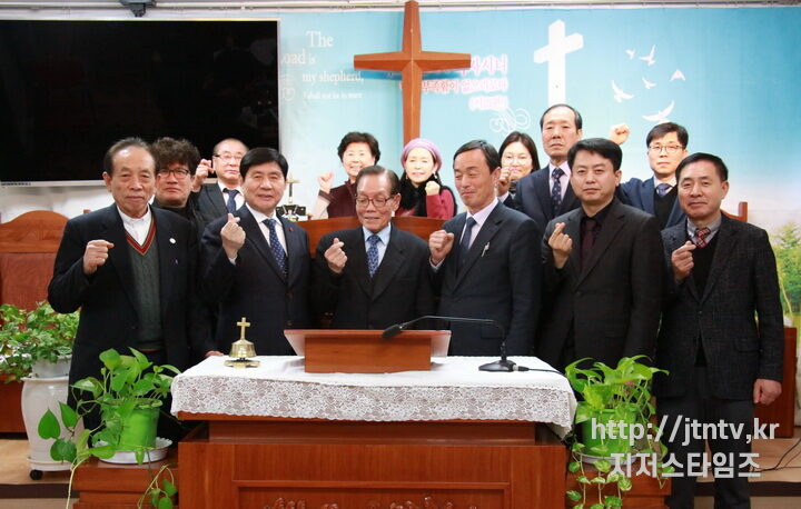 (사)청교도사도영성 신학원 아카데미 봄 학기 개강예배 드려 (3)-03.JPG
