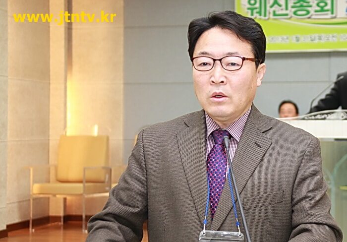총무 신언창 목사006.jpg