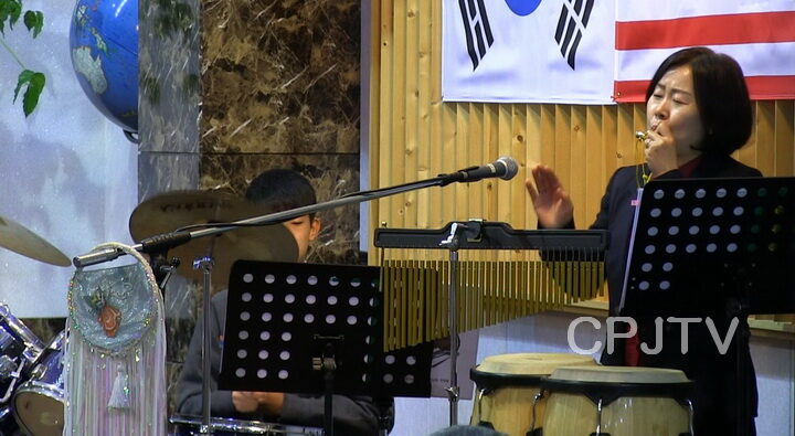 cpjtv003-03.jpg