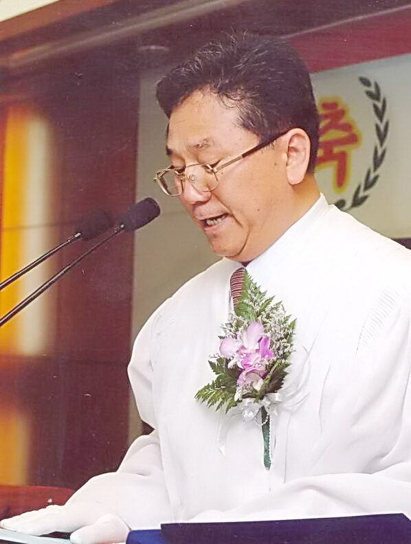 2 정기남목사 설교.jpg