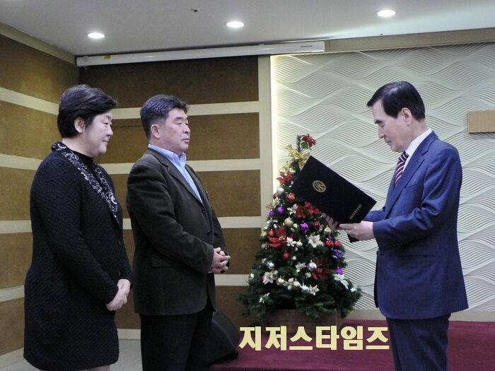박동한 선교사 위촉1.jpg