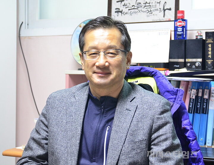 jtntv 성산교회 이오종 담임목사.jpg