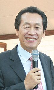 설동욱목사님 사진.jpg