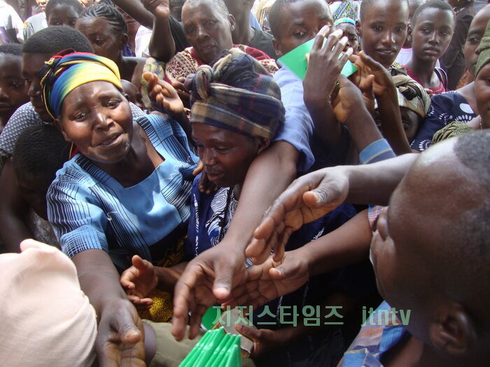 성경 기증2.jpg.jpg