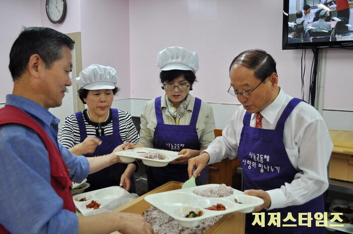 한교연밥퍼01.jpg